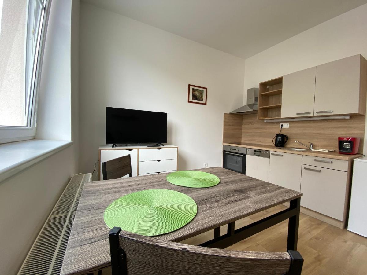 No. 34 Leilighet Hradec Králové Eksteriør bilde